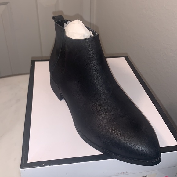 Nine West Nolynn Black Ankle Boots, 9 - Picture 2 of 9